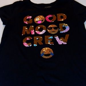 Arizona jeans company "Good Vibes" shirt.
